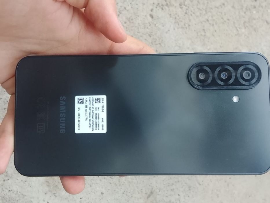 Samsung galaxy a17 ideal yangi 2hafta buldi olinganiga