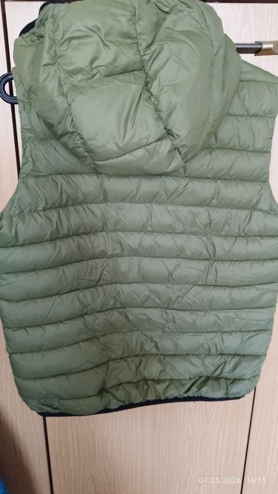 Елек за момче    Бенетон