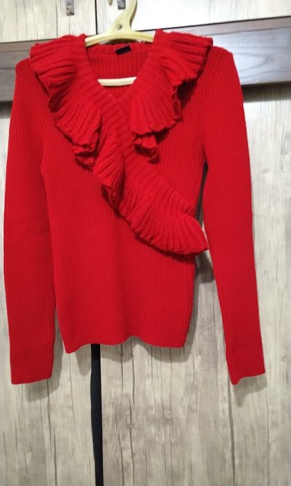 Продаю кофту нарядную