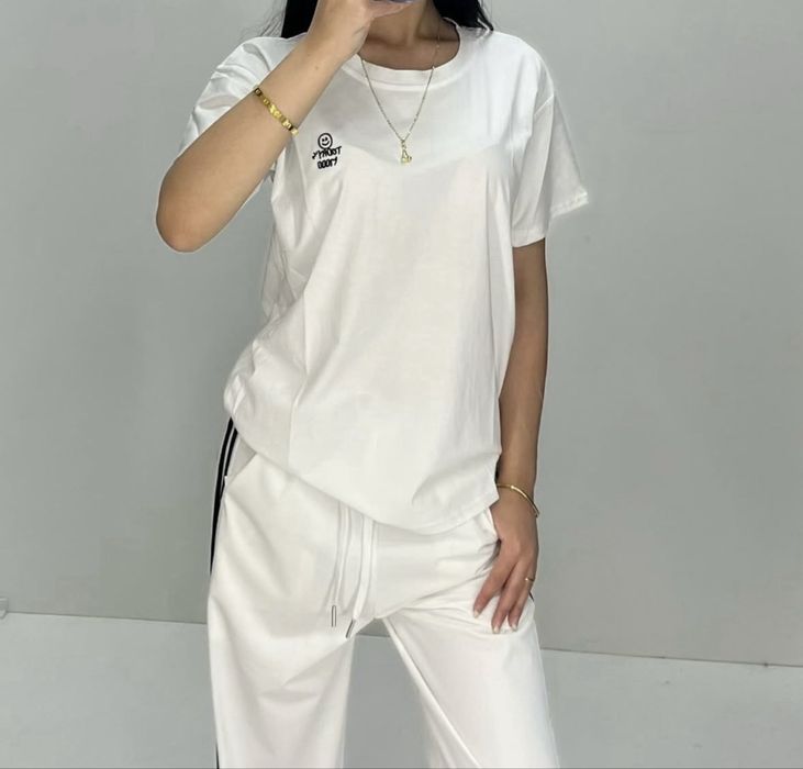 продается женские вещи