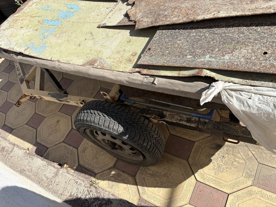 катер с тележкой