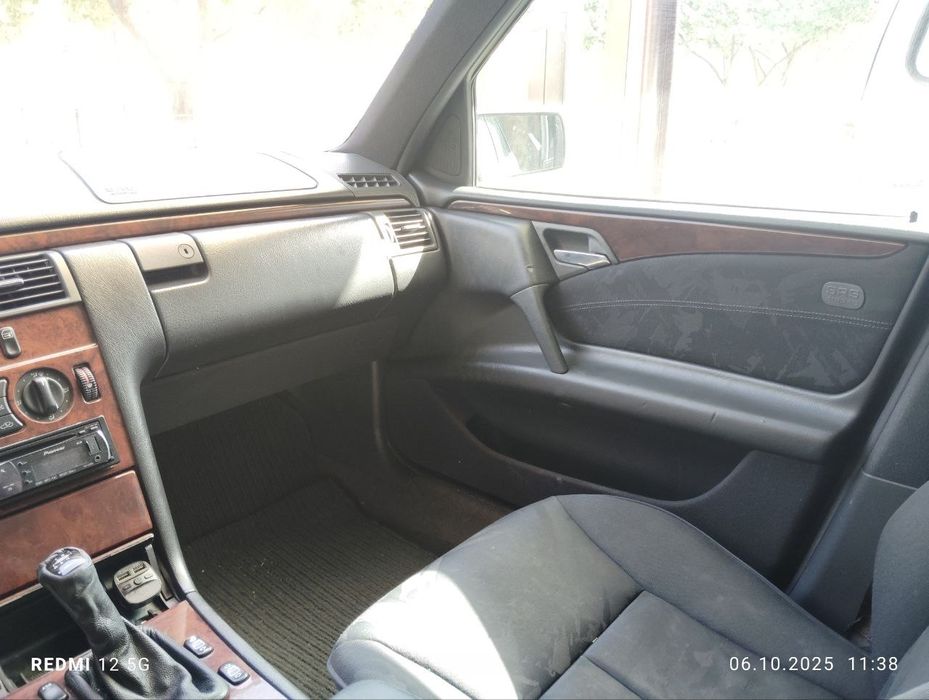 w 210 mersedes  sotiladi