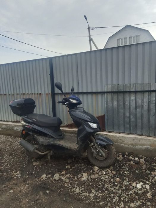 Продам скутер м8
