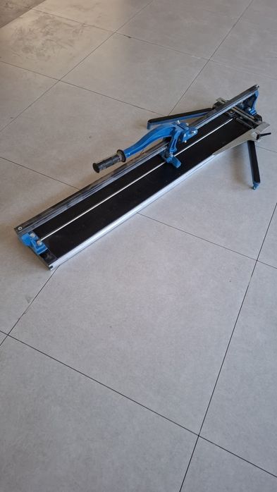Продам плиткорез 105 см