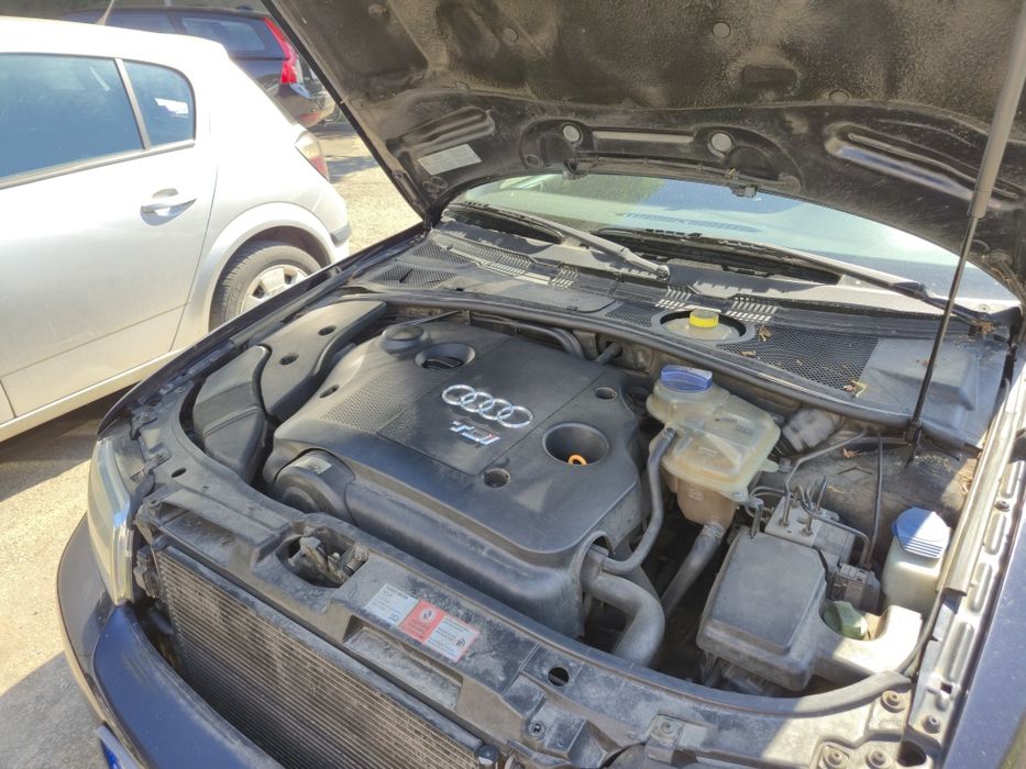 AUDI A4 Avant 2001 — imagine 4