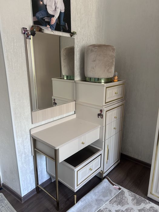 Спальный мебель.