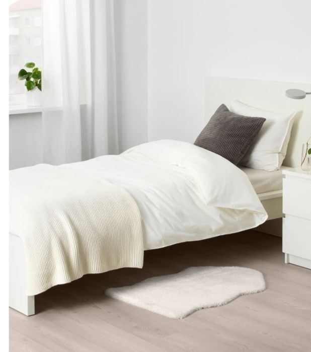 Продам искусственную шкуру Икея