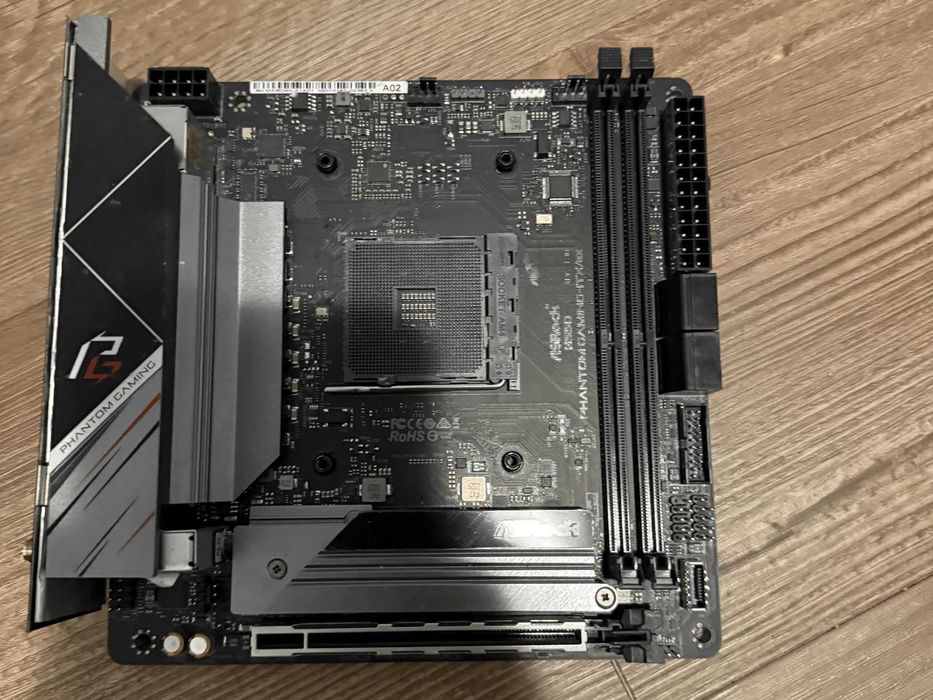 Материнская плата ASRock B550 Phantom Gaming itx am4