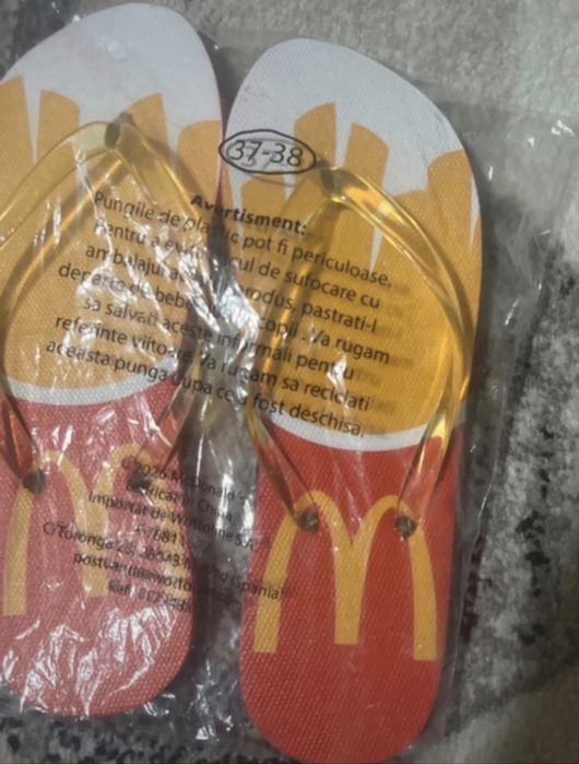 Papuci McDonald’s marimea 37-38