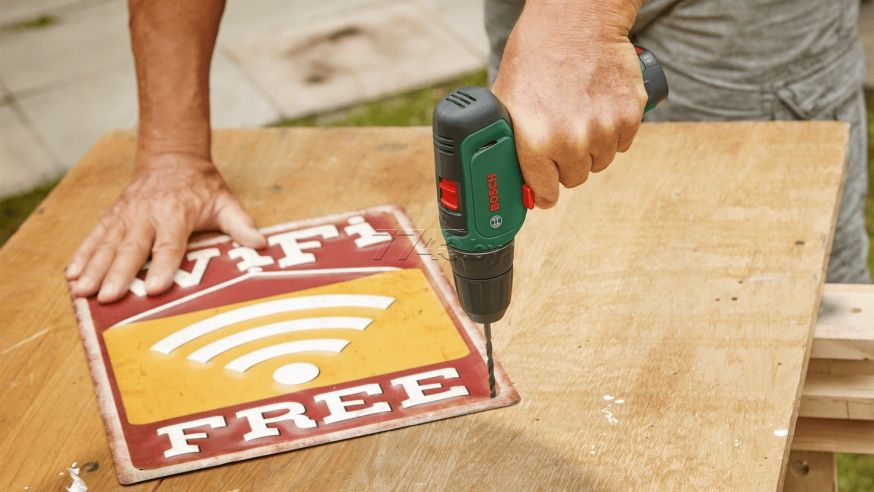 Аккумуляторная дрель-шуруповерт BOSCH EasyDrill 1200