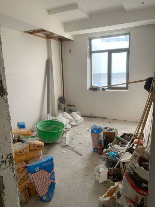 Новостройка. 2х комнатная квартира. 3 этаж.                       Аа