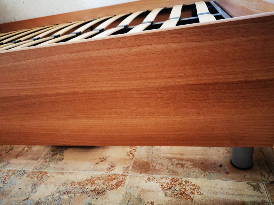 Каркас кровати б/у