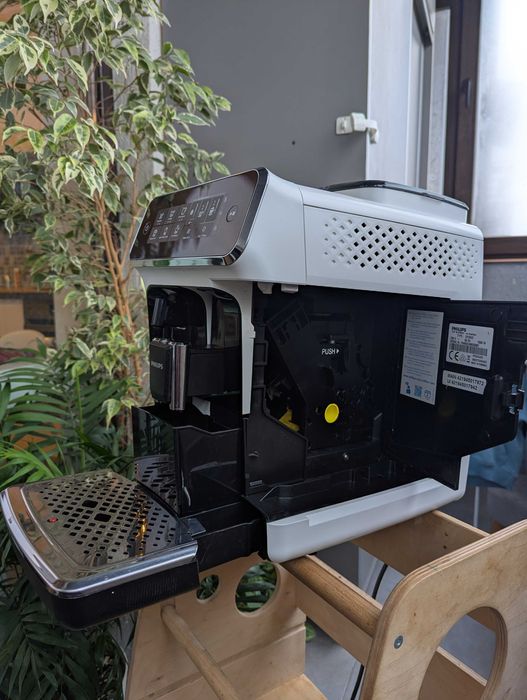 Espressor automat Philips 3200 LatteGo EP3249/70