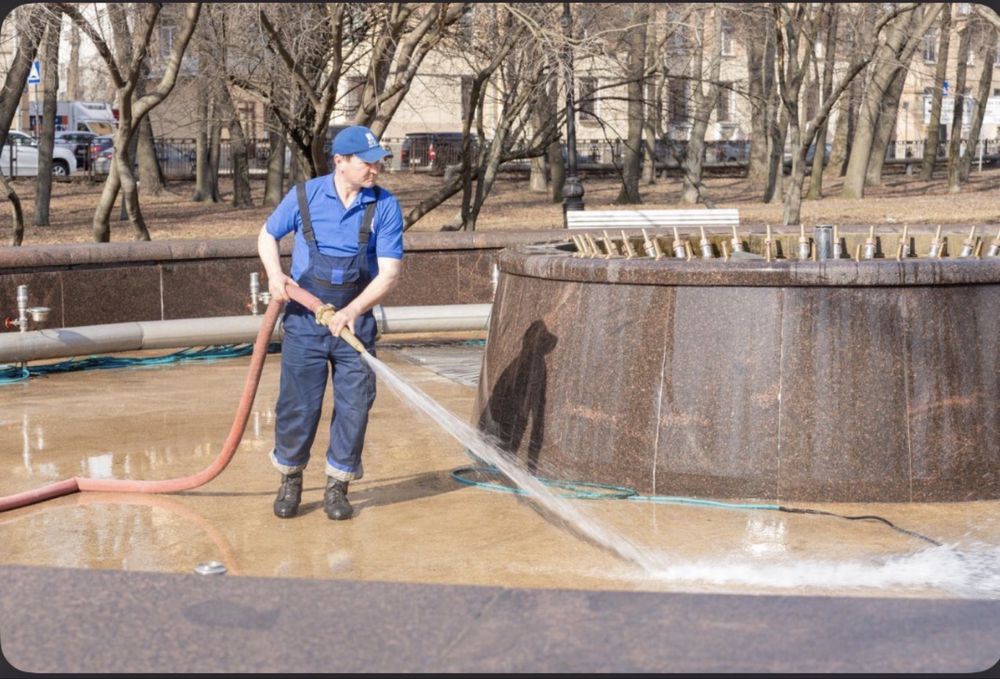 Чистка, мойка басейнов, фонтанов, мрамора, фасодов, мягкой мебели.