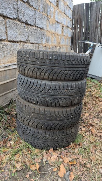 Зимние шины 185/60/15