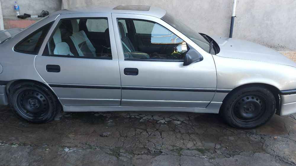 Oppel vektra sotiladi