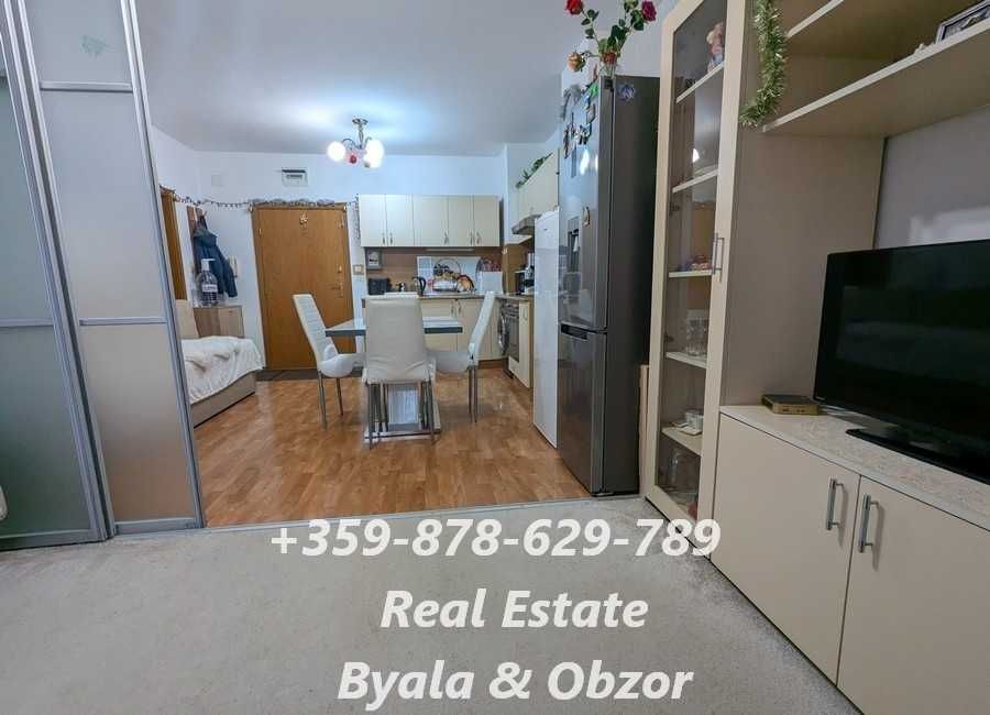 Продава се Двустаен апартамент в Бяла - 87 кв.м за 914 €/кв.м - Снимка #7