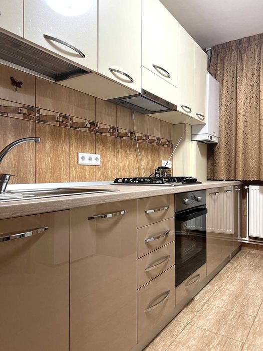 Apartament 2 camere decomandate – Micro 20, etaj 1, renovat