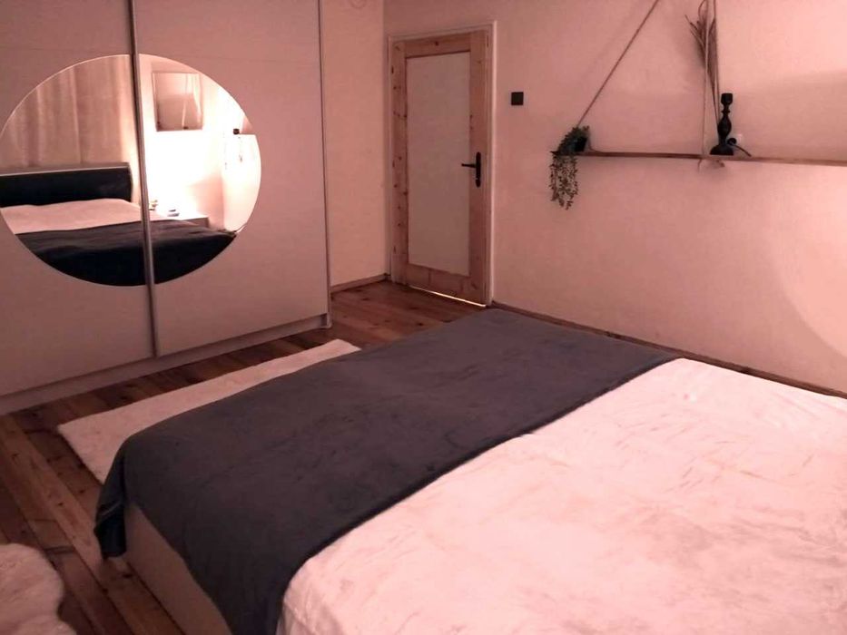 Дава се под наем Етаж от къща в Велинград - 100 кв.м за 331.5 € - Снимка #2