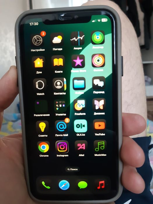 Айфон 11-128 гб зеленого цвета