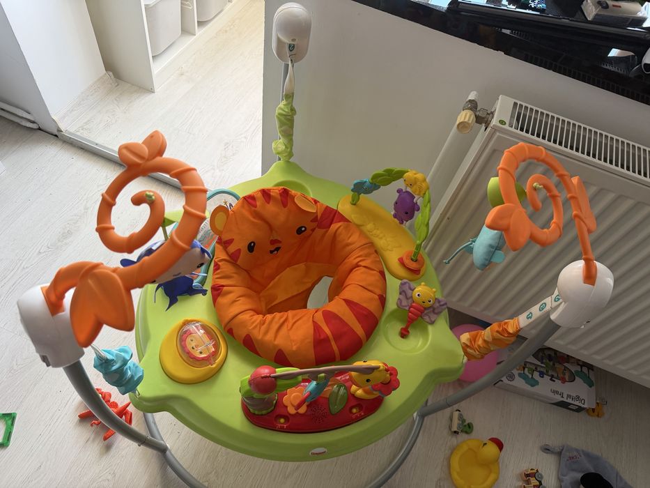 Jumper - Centru activitati Fisher Price