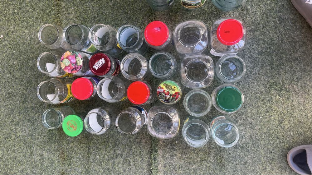 Кішкентай түрлі банкалар