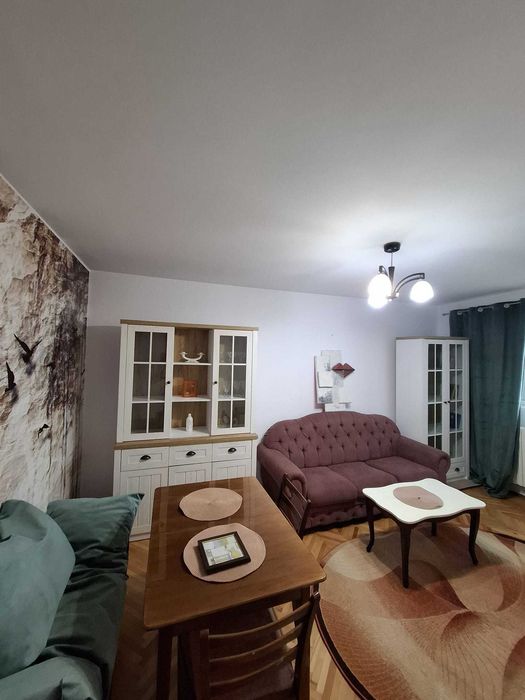 Inchiriez apartament 2 camere in zona Tomis Nord