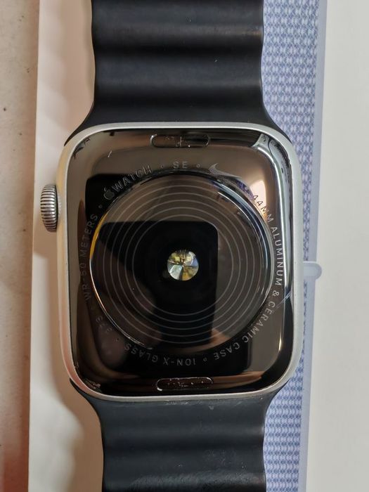 Продам/обмен, Watch SE 44mm