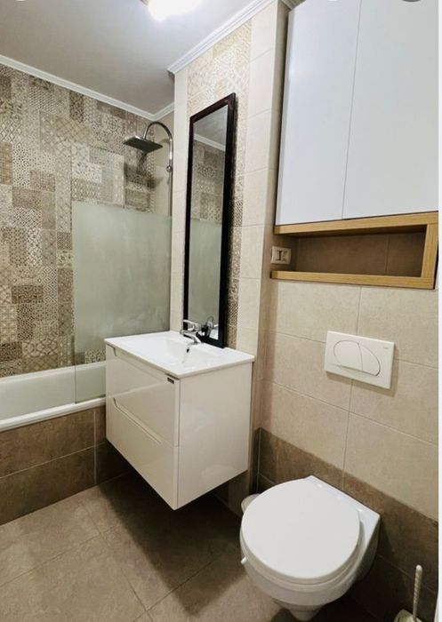Inchiriez apartament 3 camere