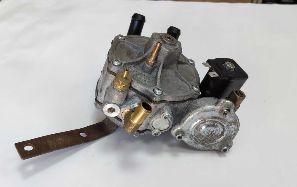 Изпарител-Редуктор за газов инжекцион Nazorati