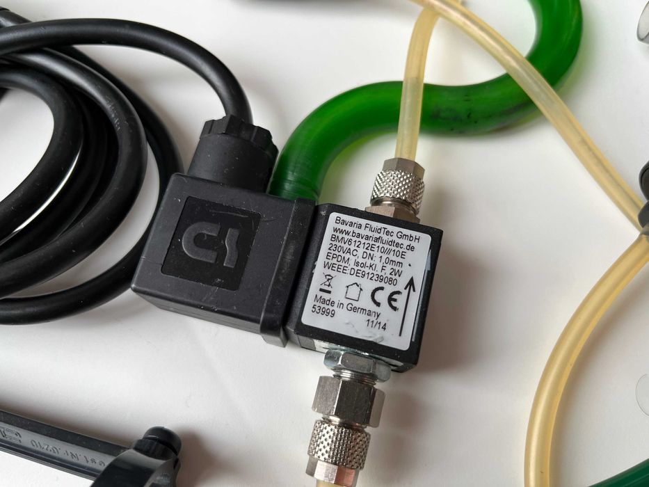 Reductor CO2 si electrovalva pentru acvariu