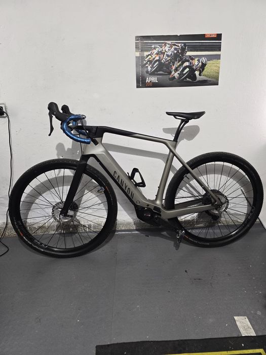 Карбонов Canyon grail cf7 etap електрически гравел велосипед