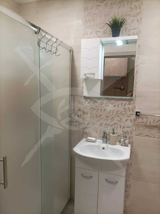 Продава се Двустаен апартамент в Варна, Победа - 62 кв.м за 1920 €/кв.м - Снимка #4