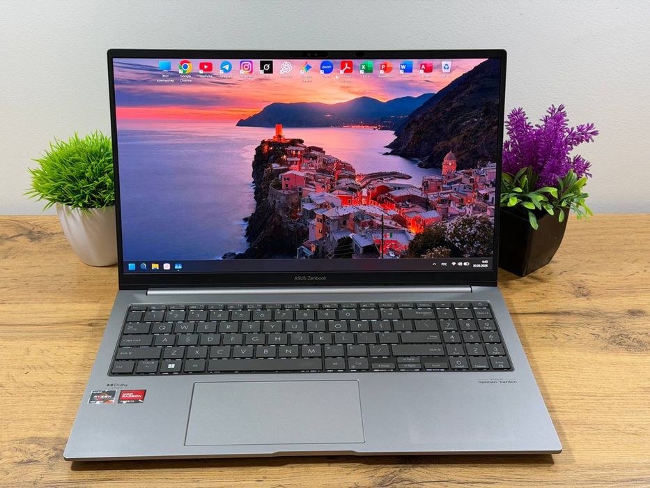 Asus Zenbook 15 3K 120hz OLED 32gb