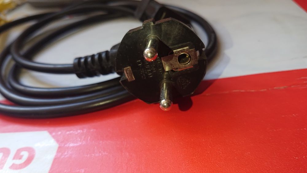 Лот аудио видео, LAN интернет, захранващ кабели.