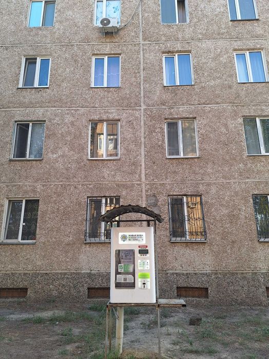 Продам трехкомнатную  квартиру