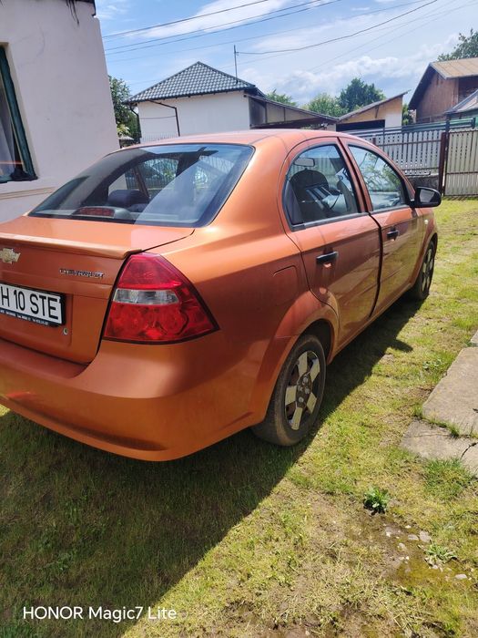 Vand mașină Chevrolet Avea
