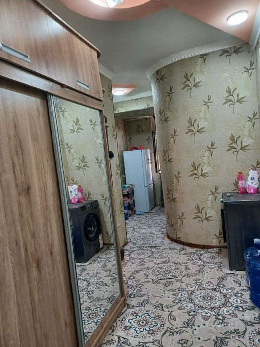 Продается 2 х ком кв с обстановкой