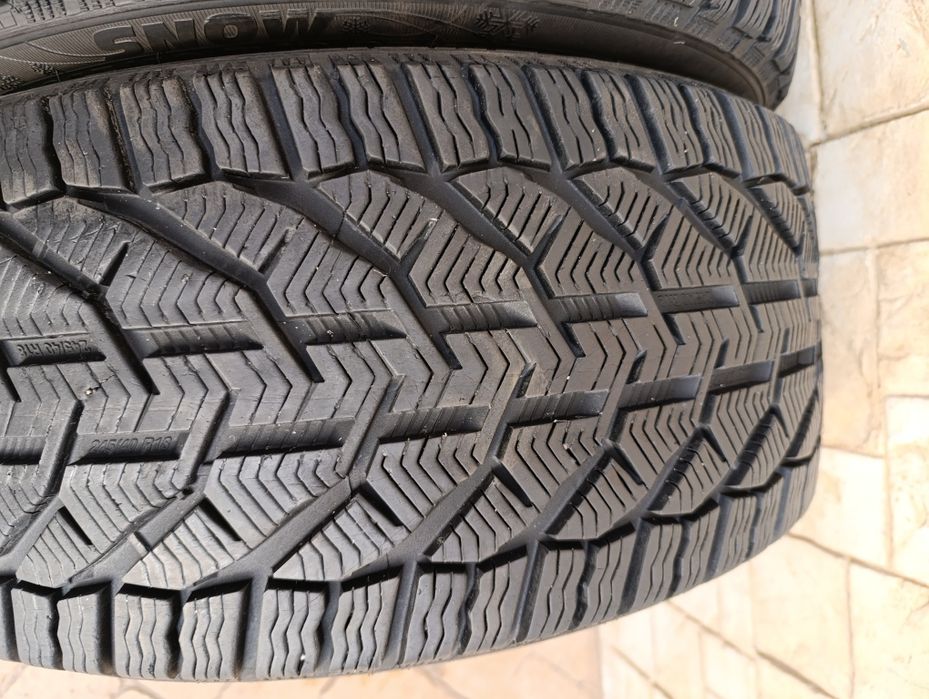 Зимни гуми Riken 245/40/18, летни гуми Uniroyal