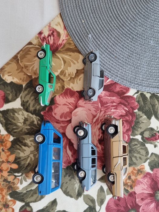 Продавам руски железни колички