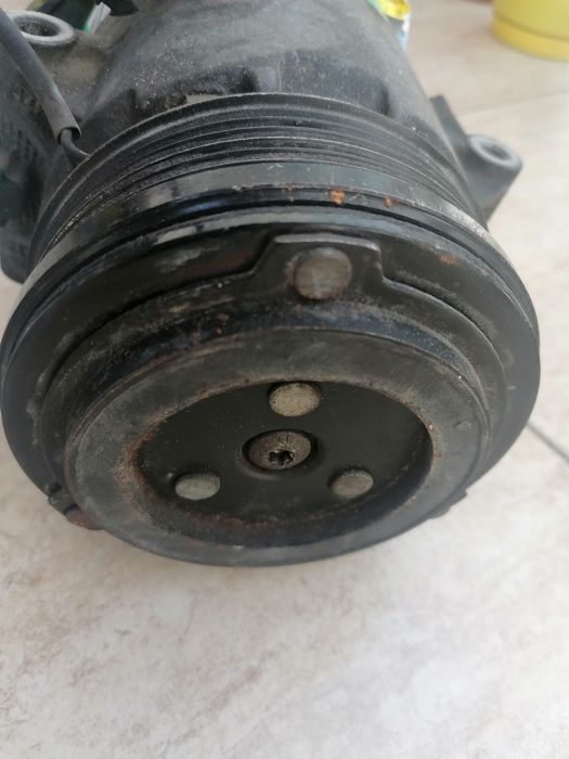 Compresor Opel Astra Meriva Zafira 1.7 cdti