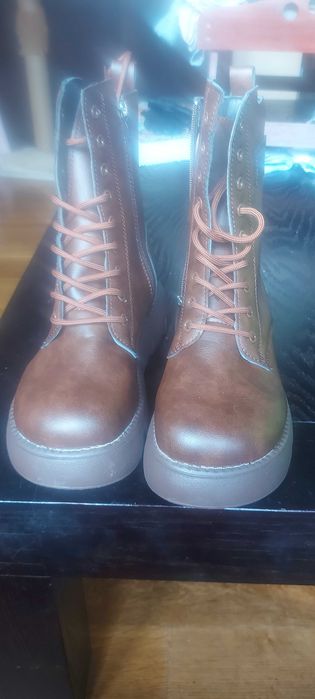 Кубинки естествена кожа. 38 номер