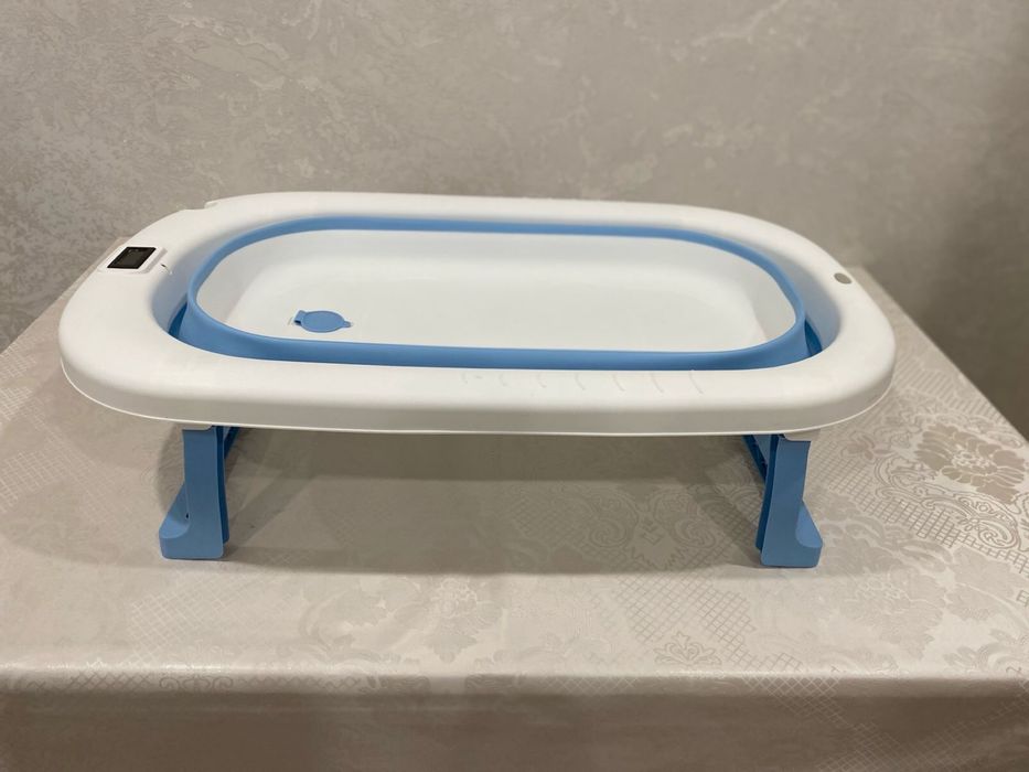 Продам ванночку детскую