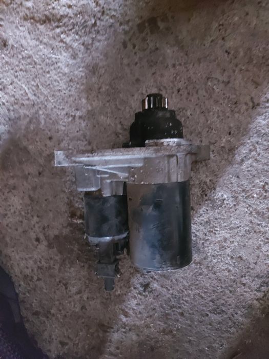 Electromotor skoda fabia 1 vw polo 9n 1.2 benzina