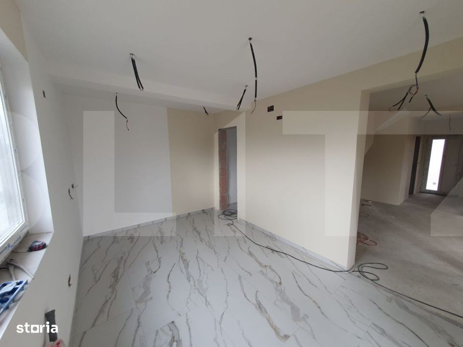 Duplex modern despartit prin bucatarie si camara