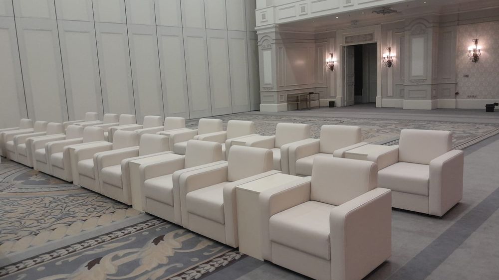 Аренда столы и стулья