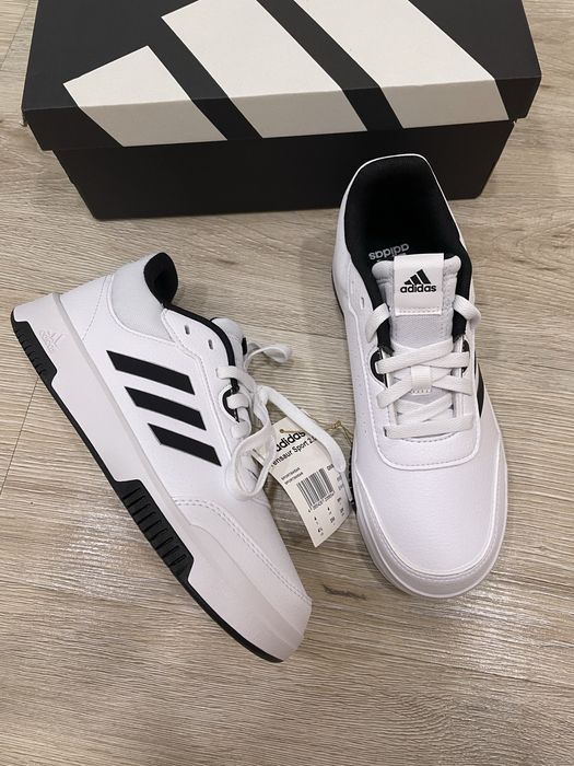 Adidas  размер 36 кроссовки оригинал кеды