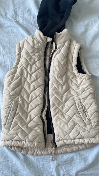 Продам детскую жилетку