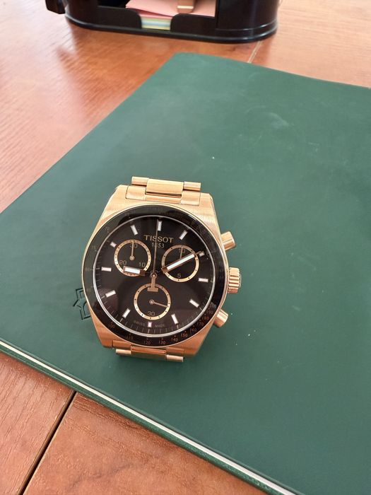 Продаю часы Tissot