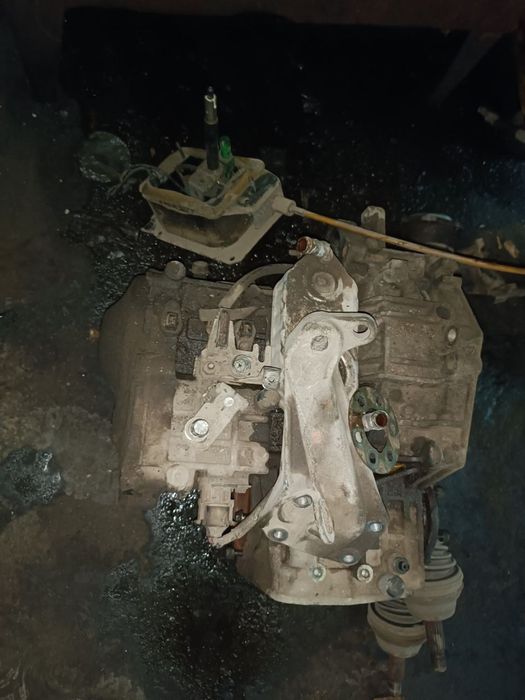 Коробка Автомат на Гольф 3